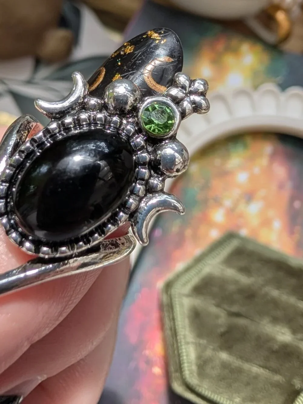 Retro Celestial Silver Tone Ring w/ Faux Onyx, Rhinestone & Moon Details, Size 7